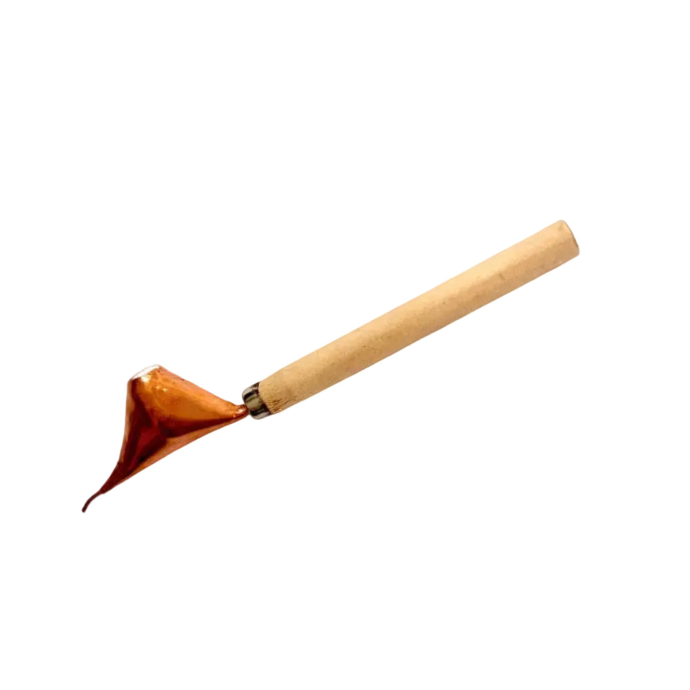 Wooden tool with a copper end tjanting